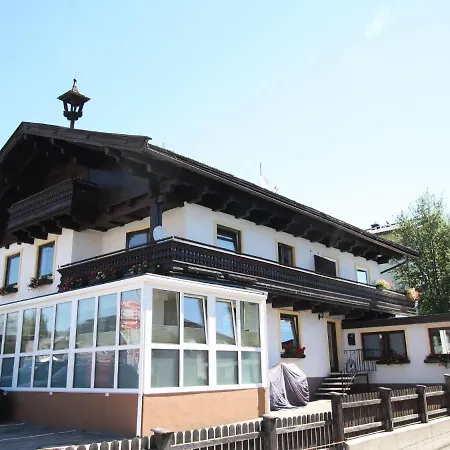 Zsusanna * Saalfelden
