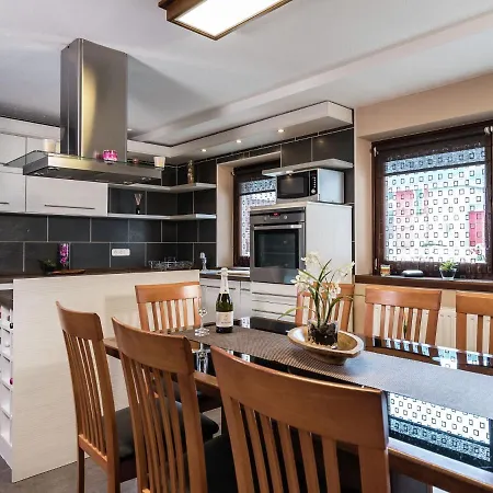 Zsusanna Apartament